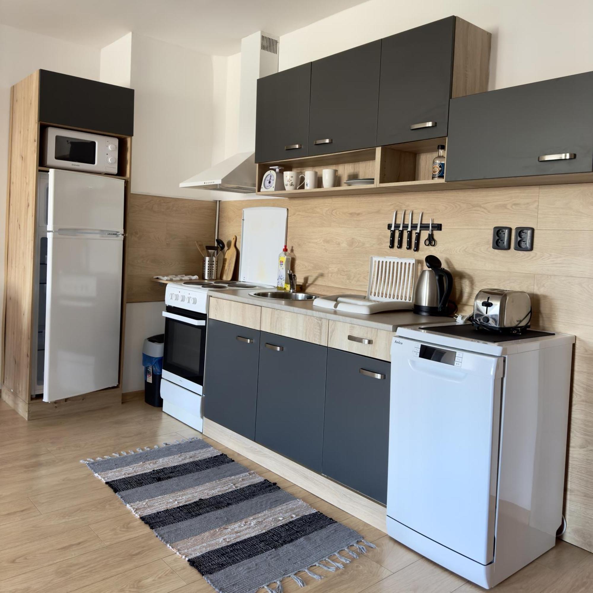 Central Apartments Мартін Екстер'єр фото