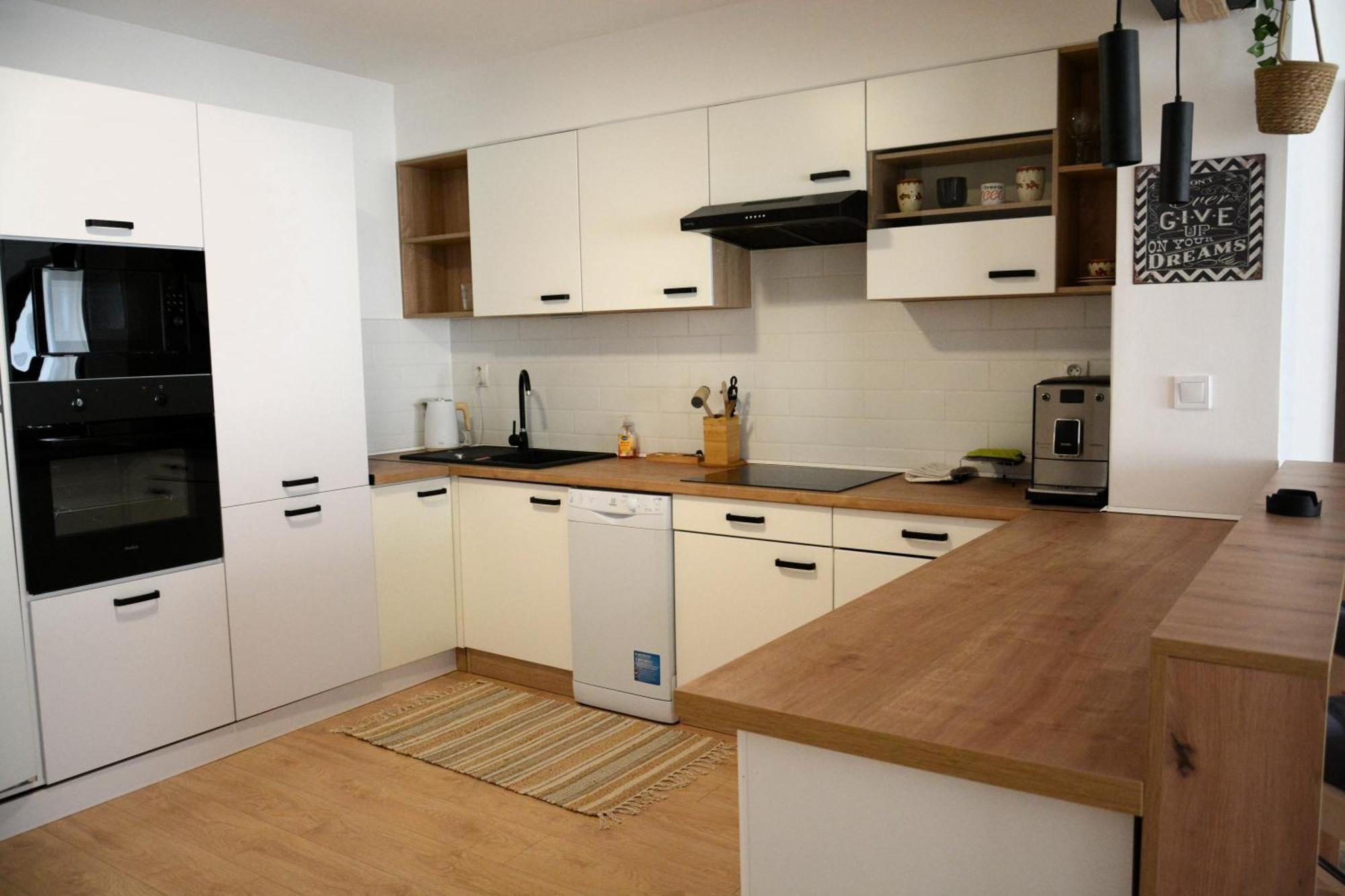 Central Apartments Мартін Екстер'єр фото